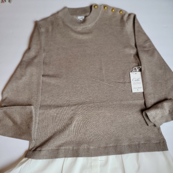 California style two tone top - Picture 2 of 6